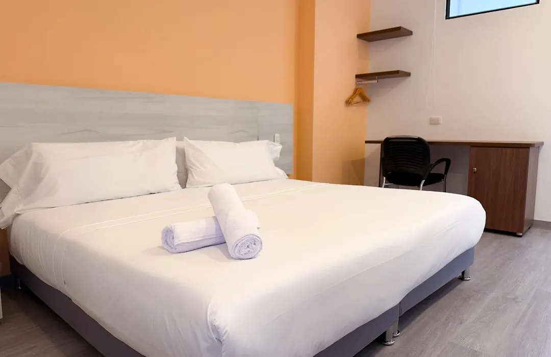 Apartamentos Regency La Feria-1