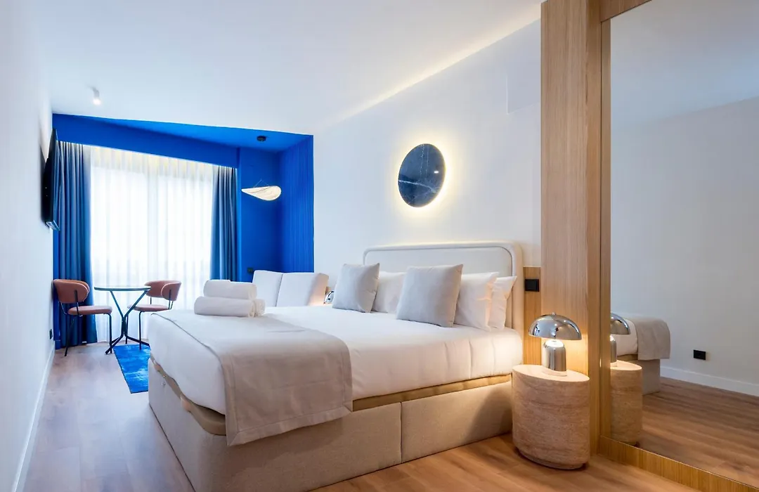 Iconic Suites-1