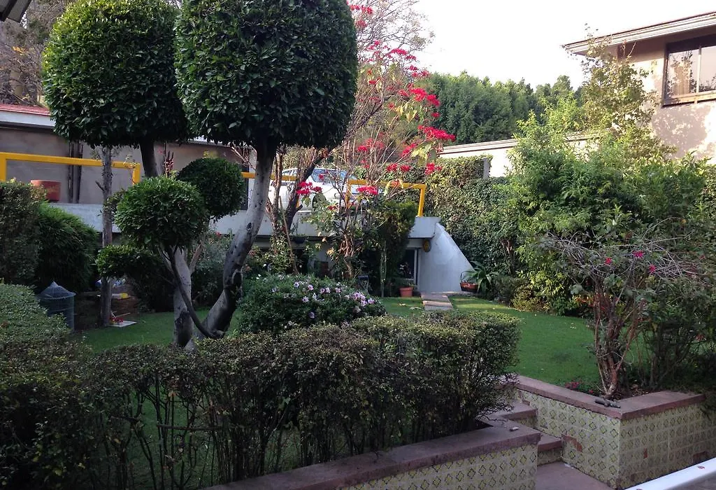 Grupo Kings Suites - Bosque de Duraznos 72-1