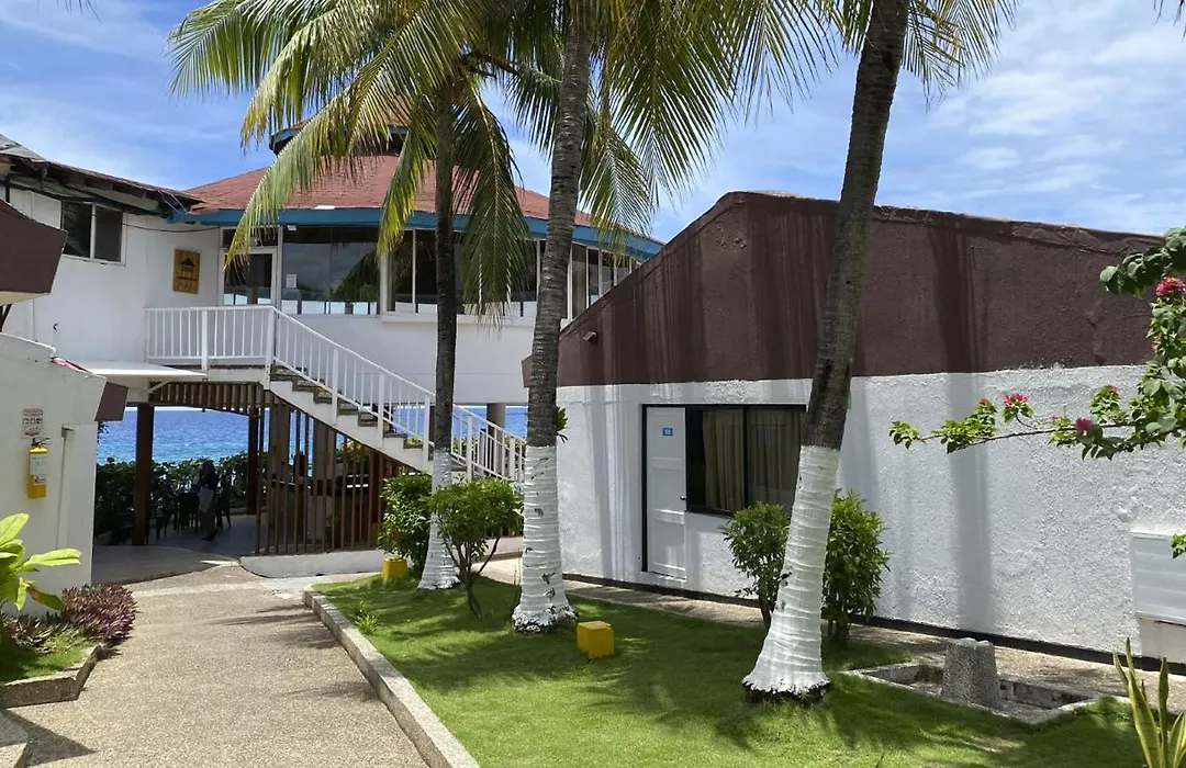 Hotel Blue Reef By On Vacation-1