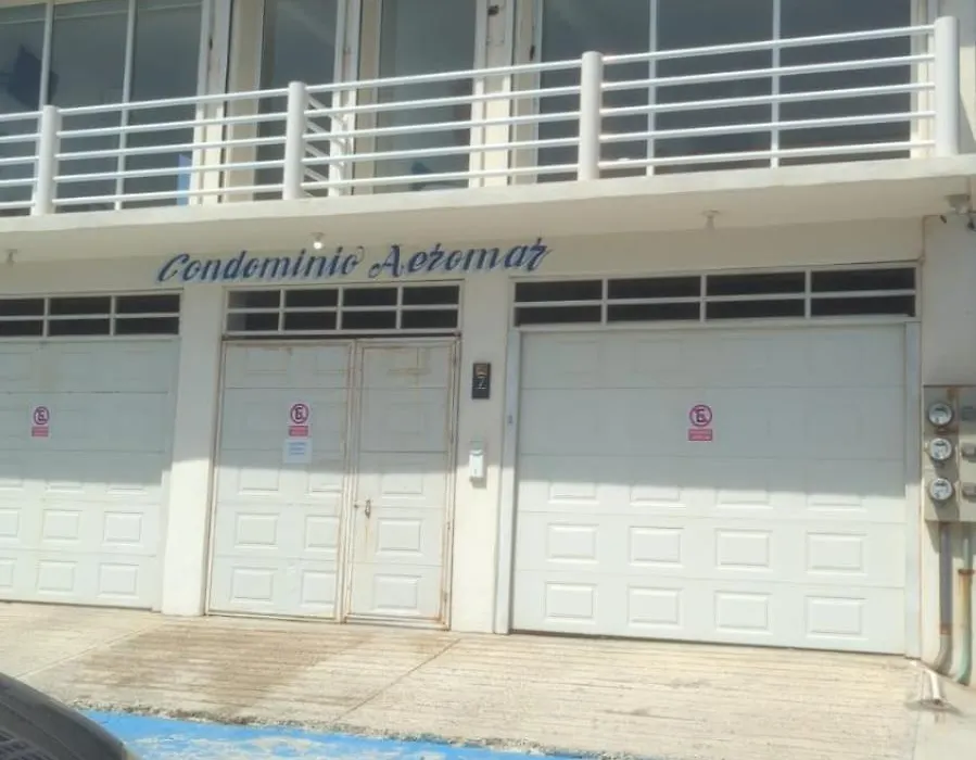 Condominio Aeromar-1