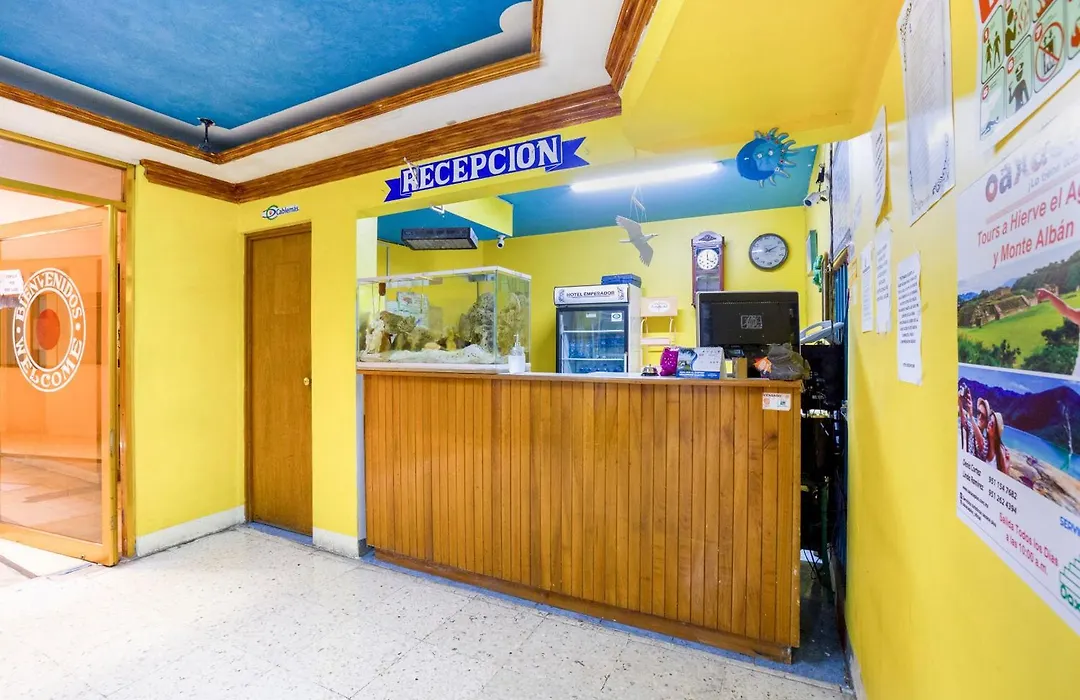 Oyo Hotel Emperador, Oaxaca-1