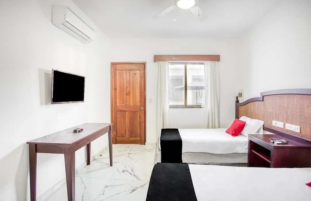 Capital O Hotel Yukon-1
