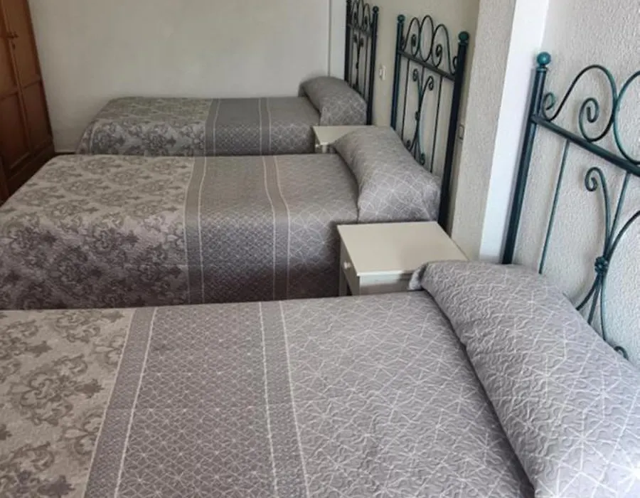 Hostal Trajano-1