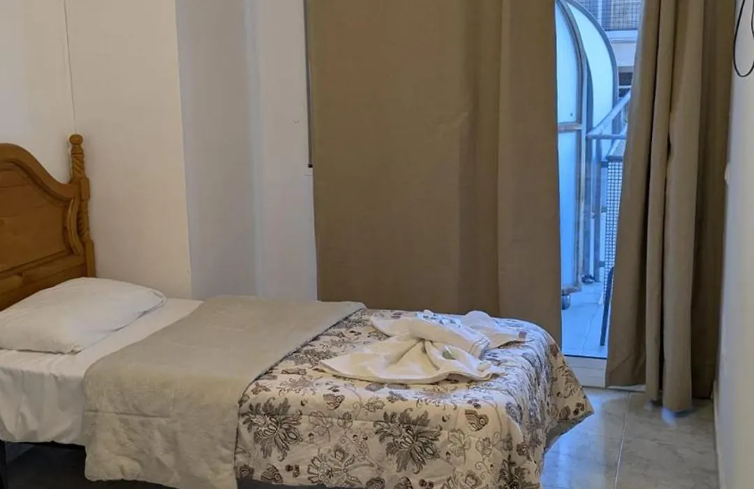 Hostal Europa-1