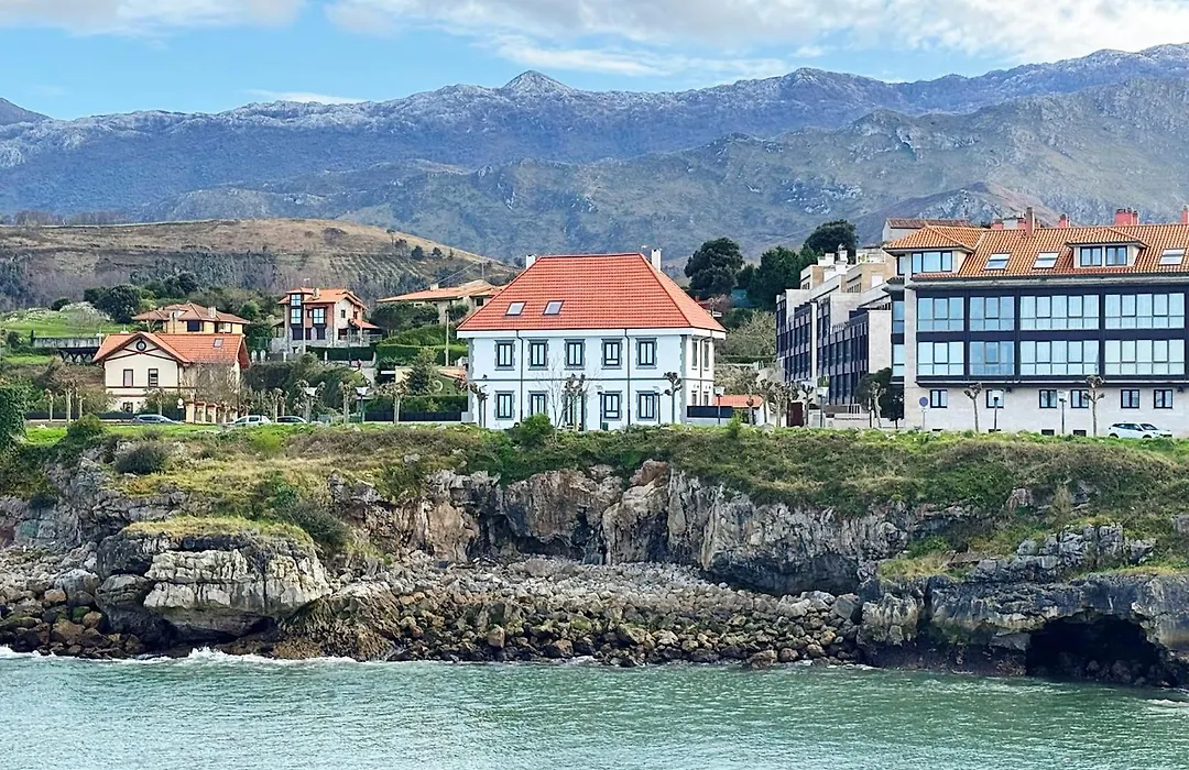 Llanes Suites-1