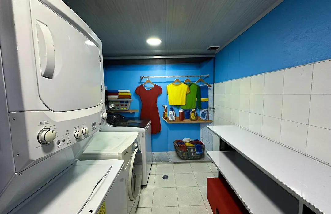 Hotel 104 Art Suites-1
