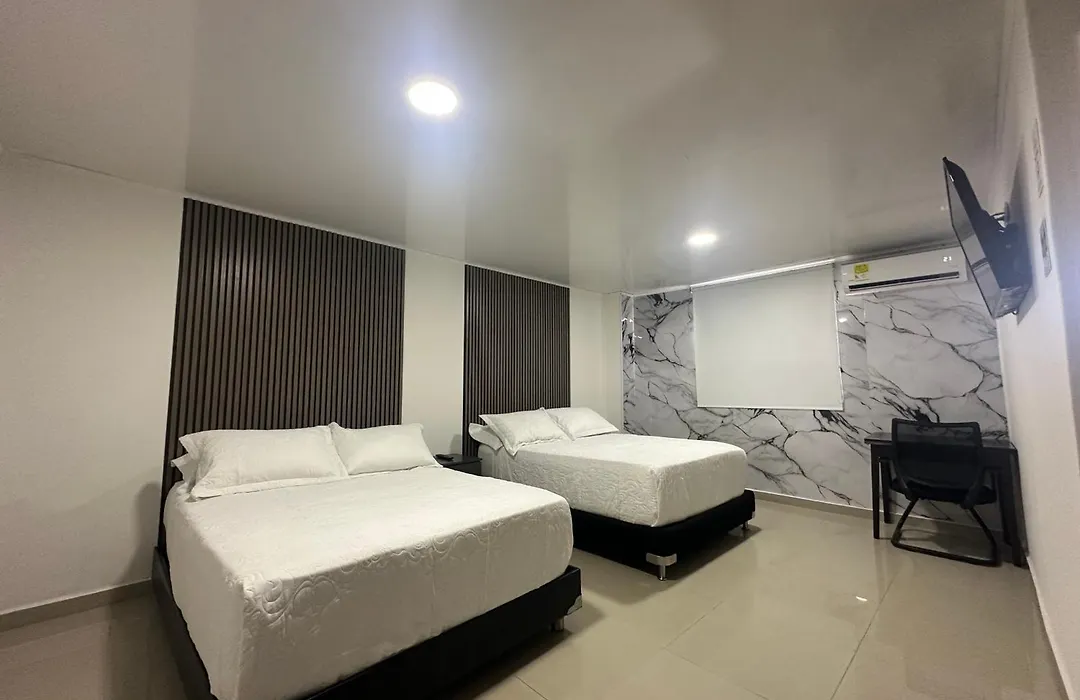 Apartahotel Plaza-1