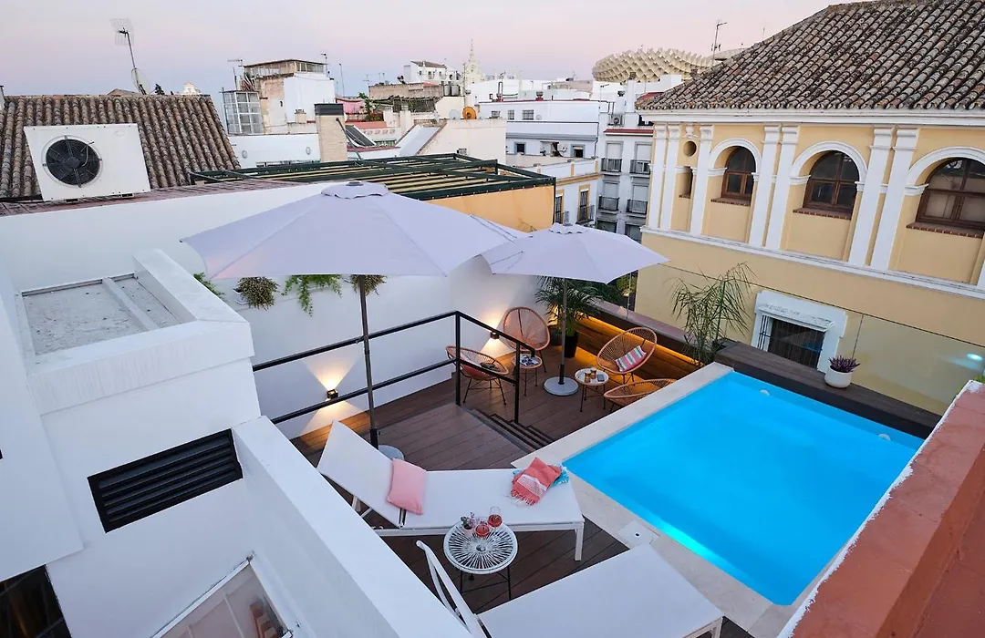 Sweet Sevilla Suites - Smart Hotel-1
