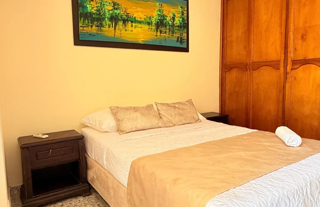 Hotel Sorrento 72-1