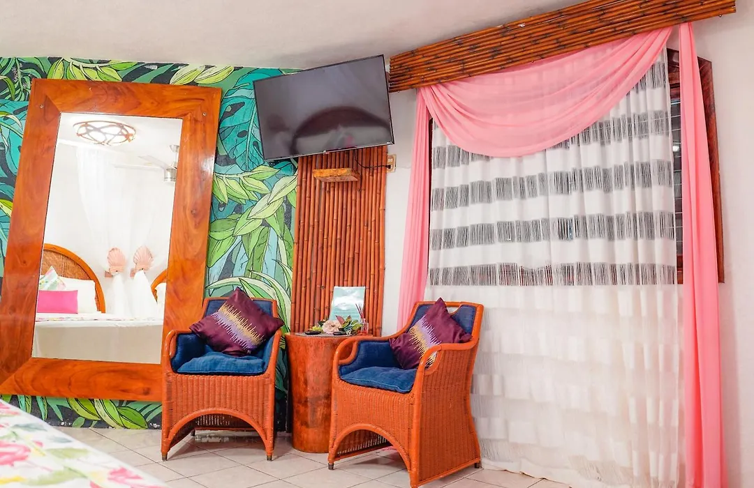 Monyoli Hotel & Boutique-1