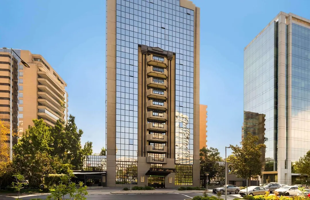 Wyndham Garden Santiago Kennedy-1