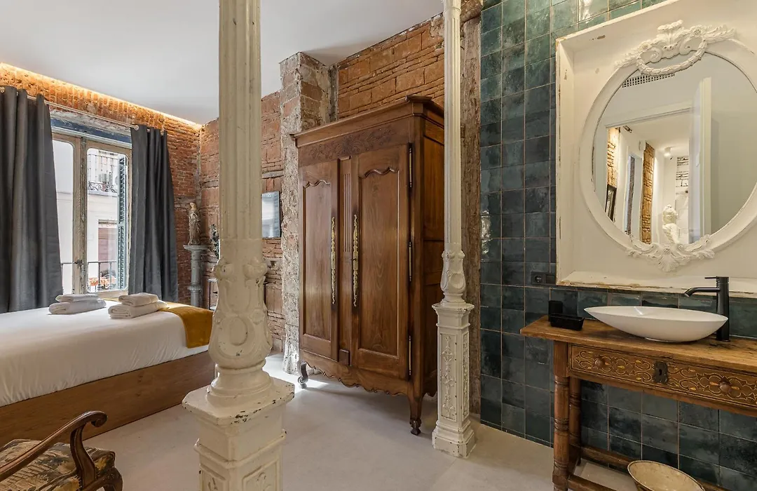Queen's House Chueca Madrid-1