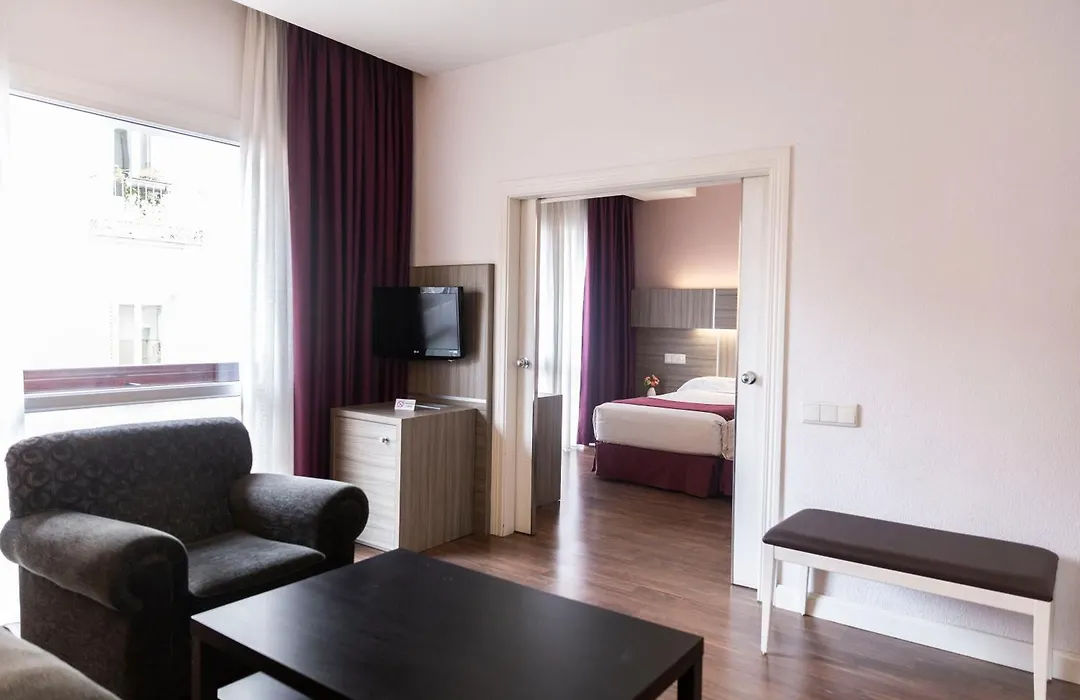 Hotel Serrano-1