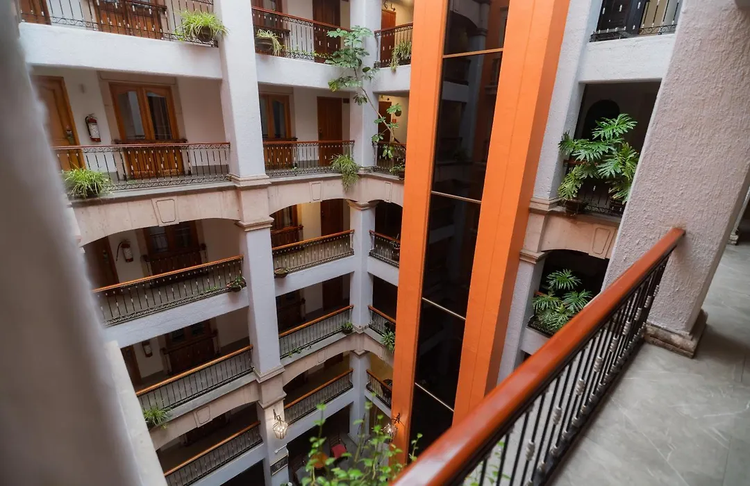 Hotel Santiago De Compostela - Guadalajara Centro Historico-1