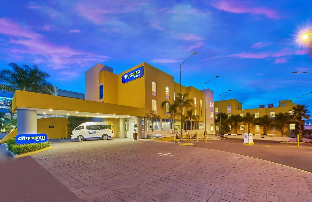 City Express By Marriott Queretaro Autopista-1