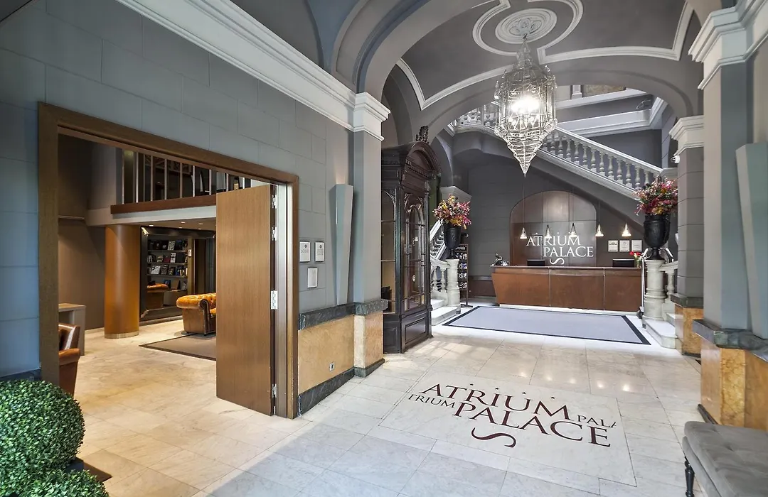 Acta Atrium Palace-1