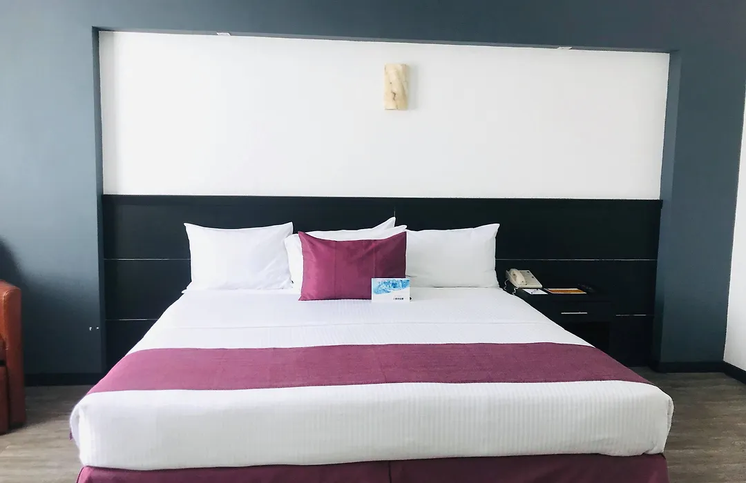 Comfort Inn Morelia-1