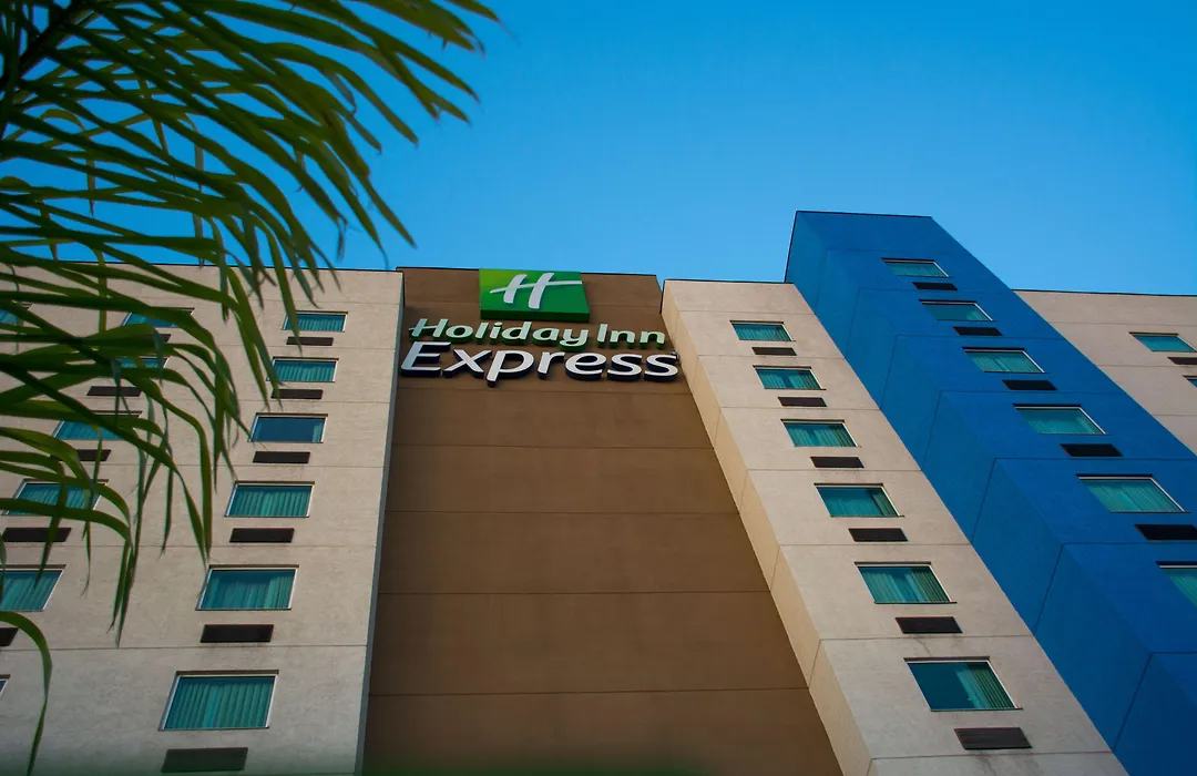 Holiday Inn Express Saltillo Zona Aeropuerto, an IHG Hotel-1