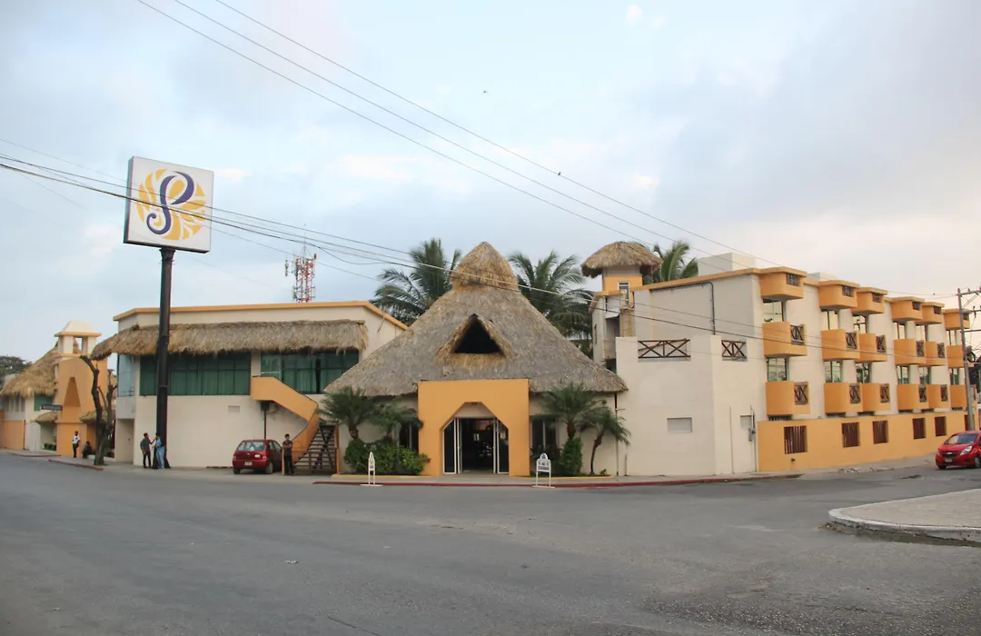 Hotel Palapa Palace Inn-1