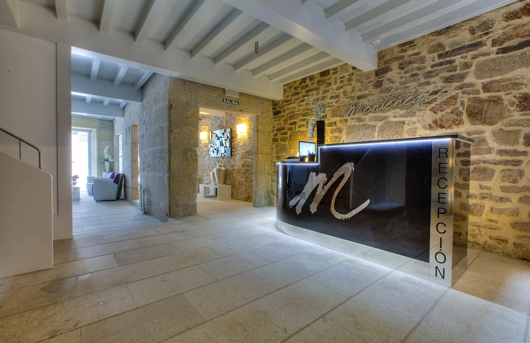 Hotel Montenegro Compostela-1