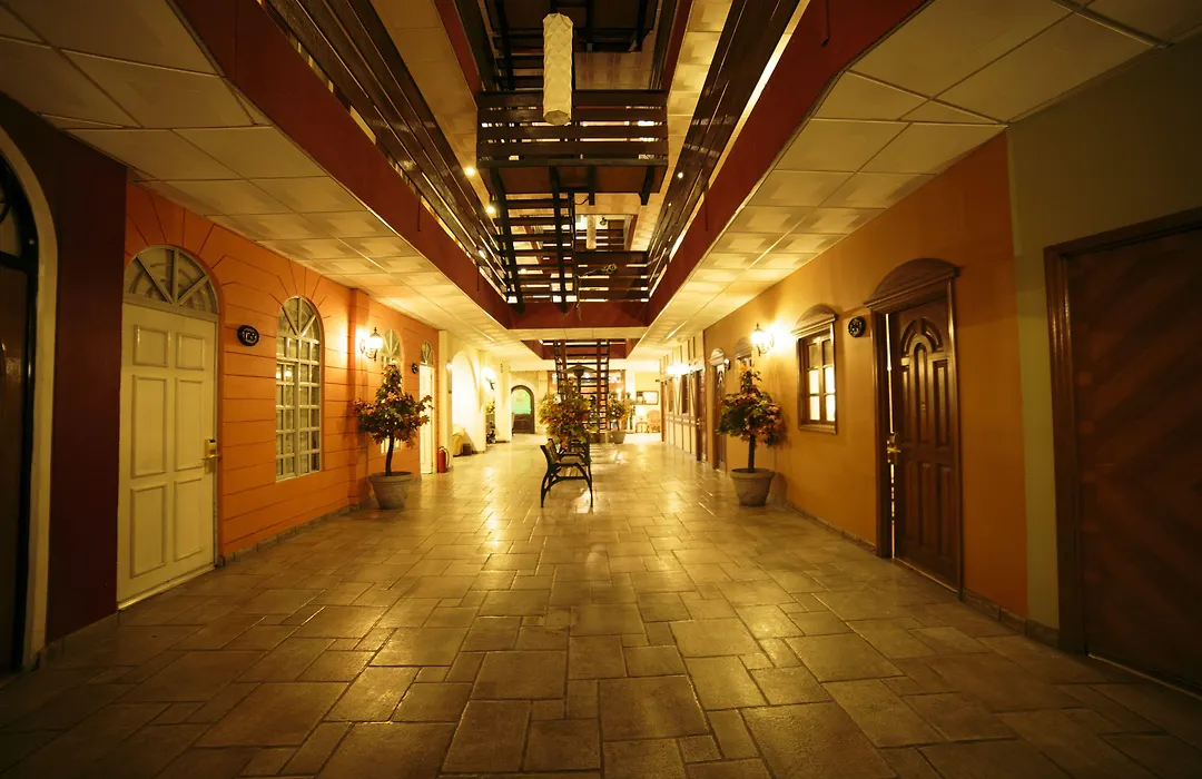 Hotel La Mansion Suiza-1