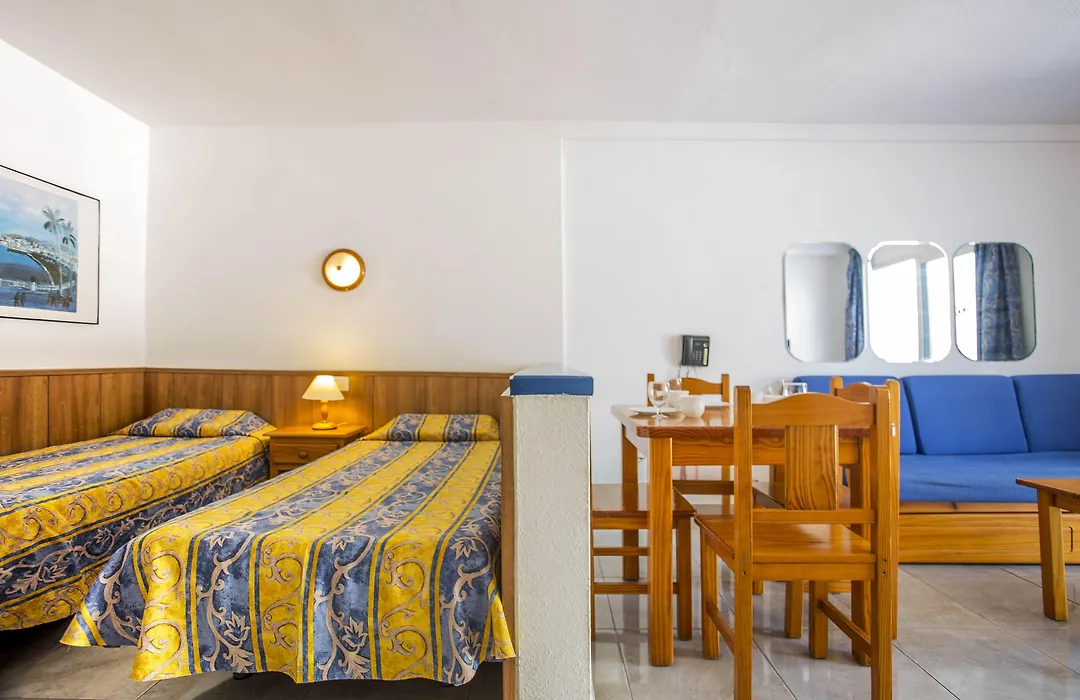Apartamentos Puerto Colon Club-1