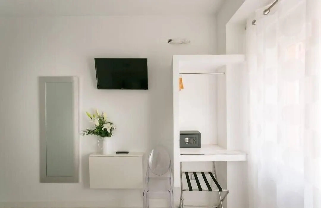 Hostal Met Madrid-1