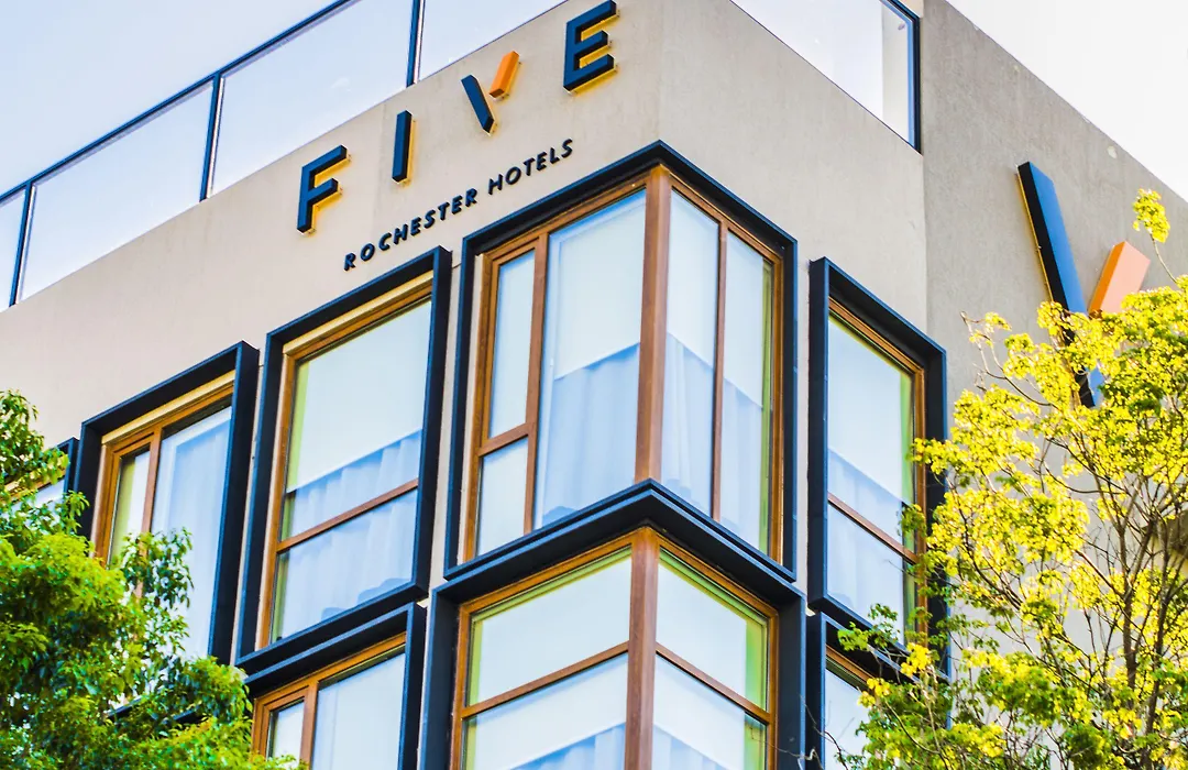 Five Hotel&Residences-1