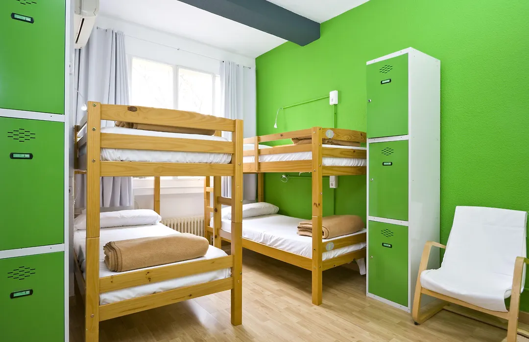 Madvibes Hostel Gran Via-1