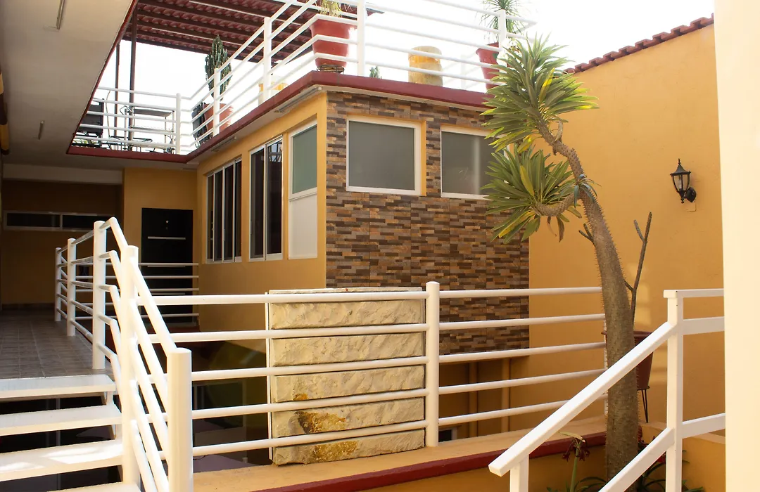 Casa LEONOR-1