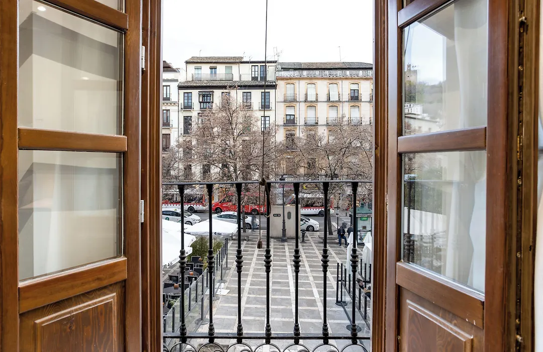 BiBo Suites Plaza Nueva-1