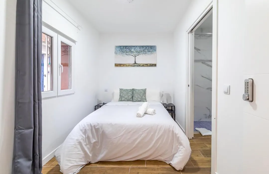 AYZ Luis Cabrera-Auto check-in property-1