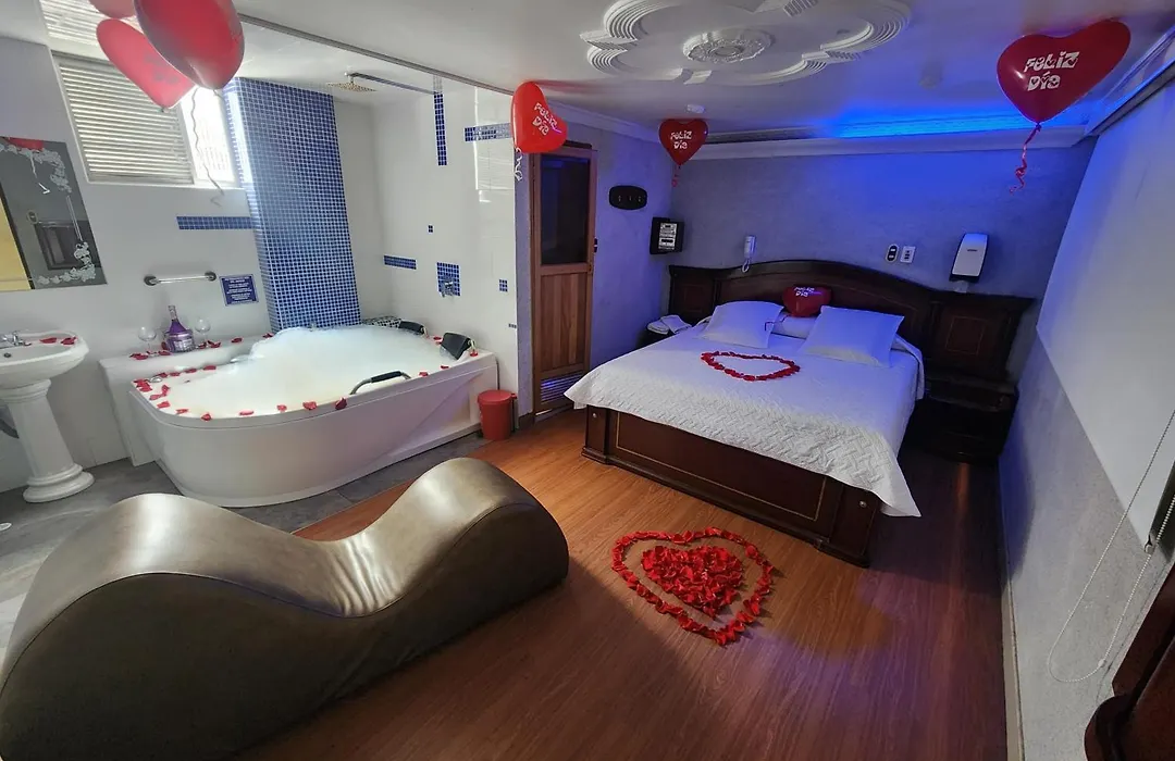 Motel Piramides De Cristal-1