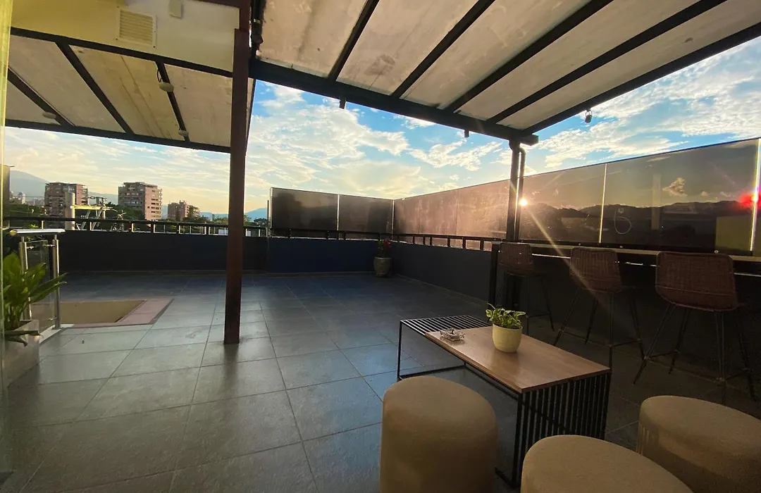 Maidy Luxury Hotel-1