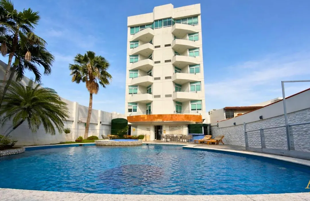 Angeles Suites & Hotel-1