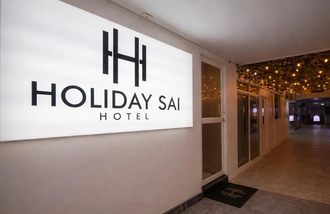 Holiday Sai Hotel-1