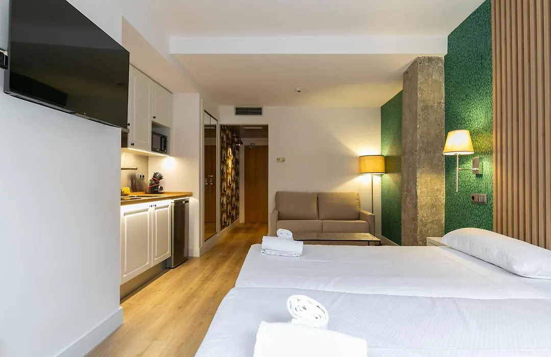 Apartahotel Quo Eraso-1