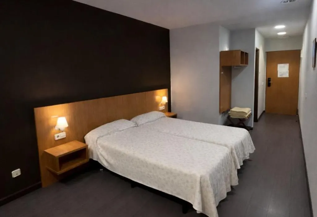 Hostal Mediterranea-1