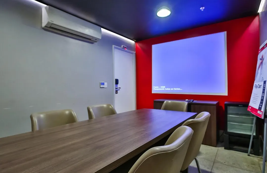 Ibis Copacabana Posto 2-1