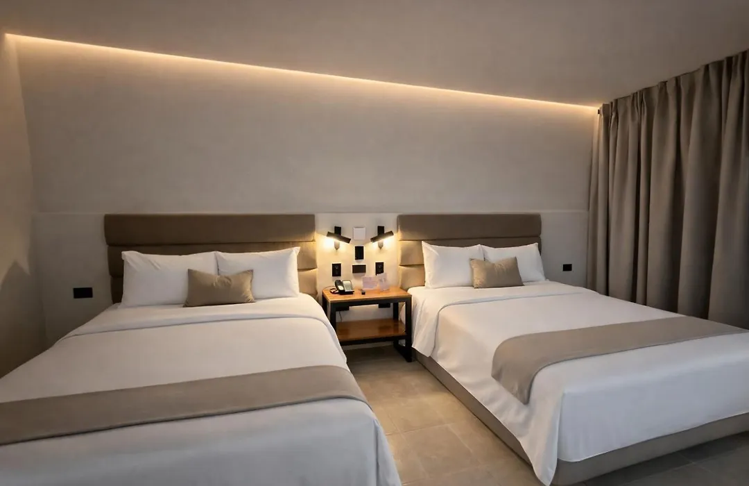 Hotel Los Robles-1