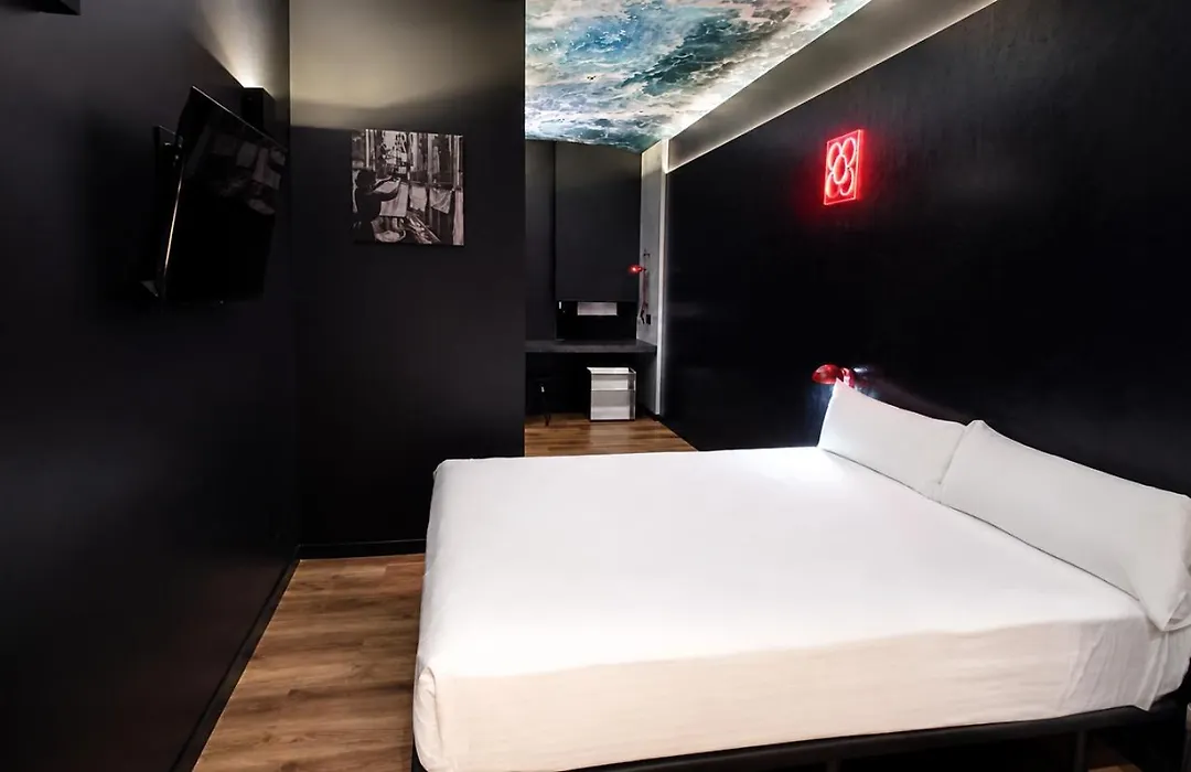 Yomo Hostal BCN Port-1