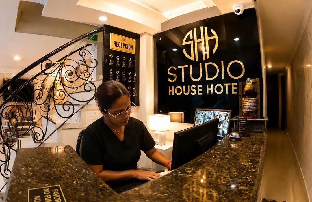 House Studio Hotel-1