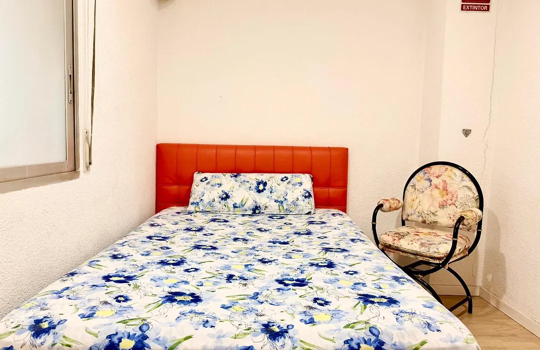 Guest House Leo-1