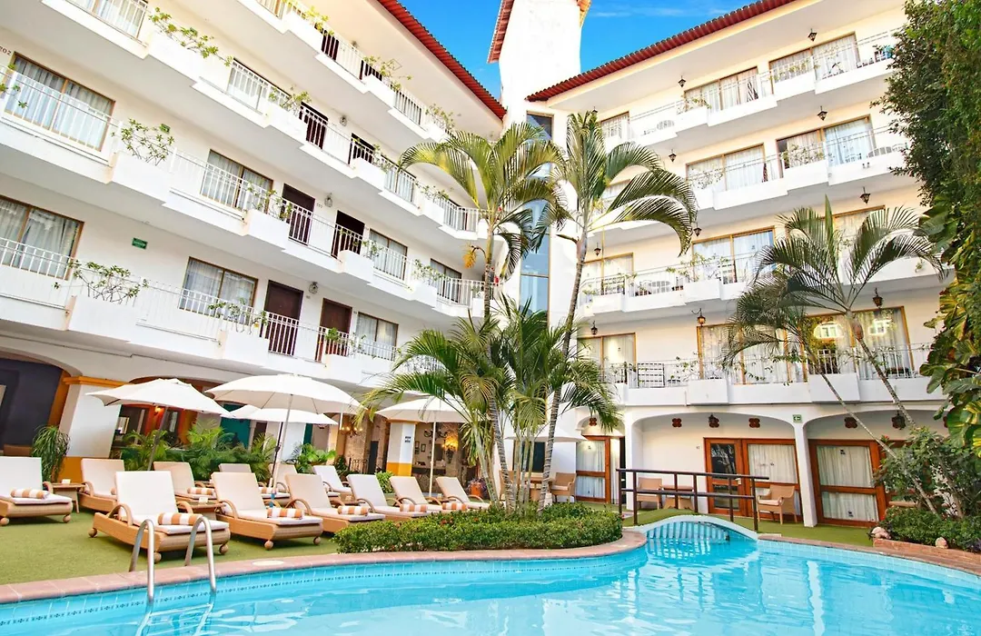 Los Arcos Suites-1
