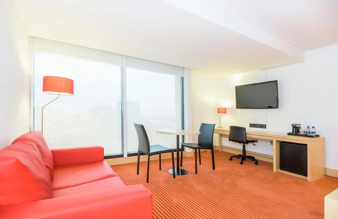 Fairfield By Marriott Bogota Embajada-1