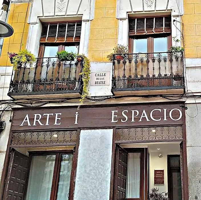 Arte i Espacio Home-1