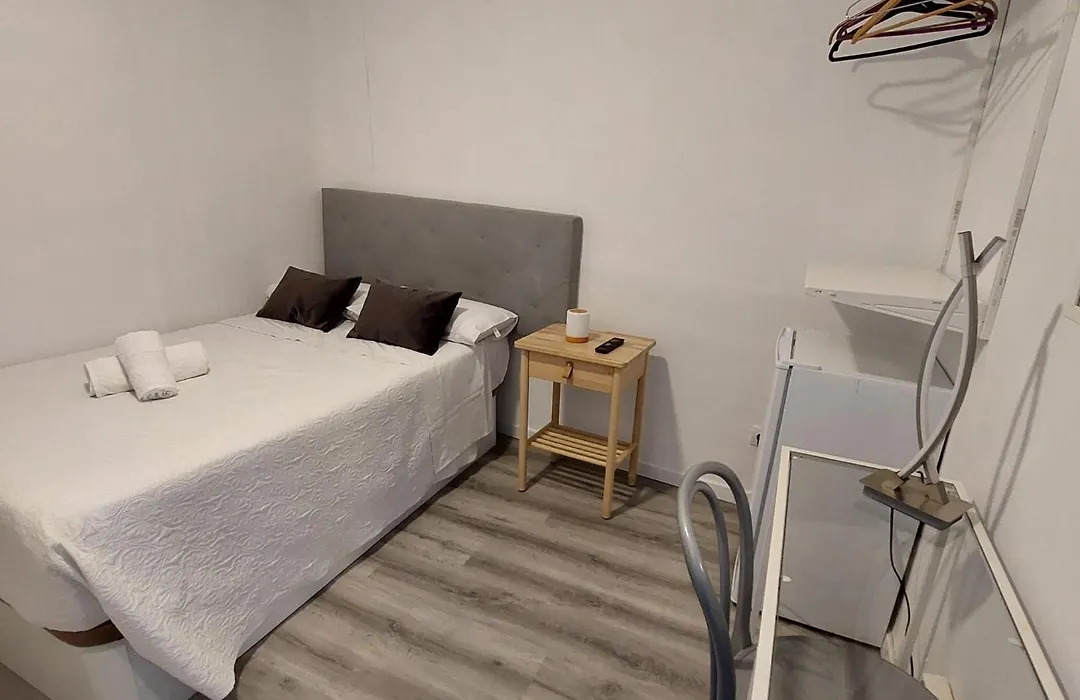 Habitación cerca centro de Madrid-1