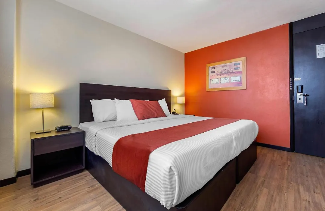 Comfort Inn San Luis Potosi-1
