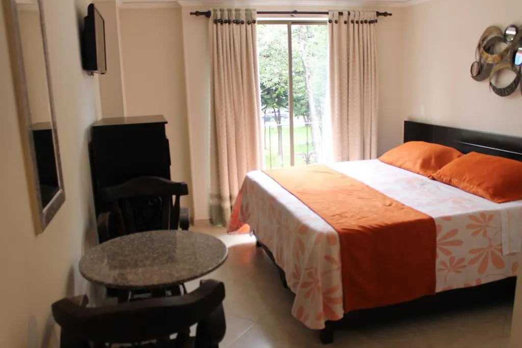 Hotel Castellana Inn-1